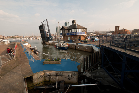 Lifting bridge Chatham Maritime